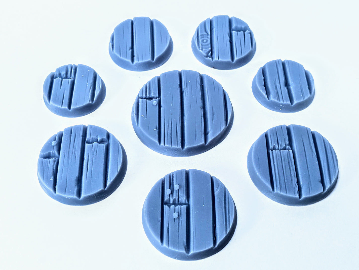 33-Piece Round Base Set with Magnet Slots : Wooden Planks