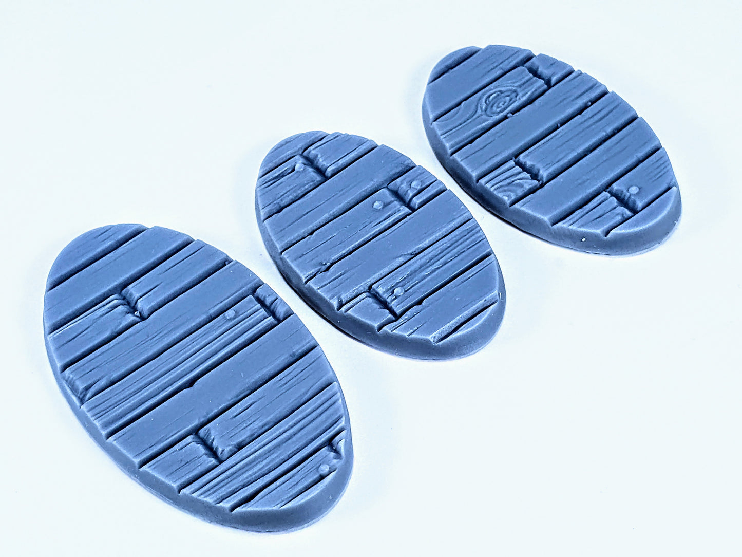 33-Piece Round Base Set with Magnet Slots : Wooden Planks