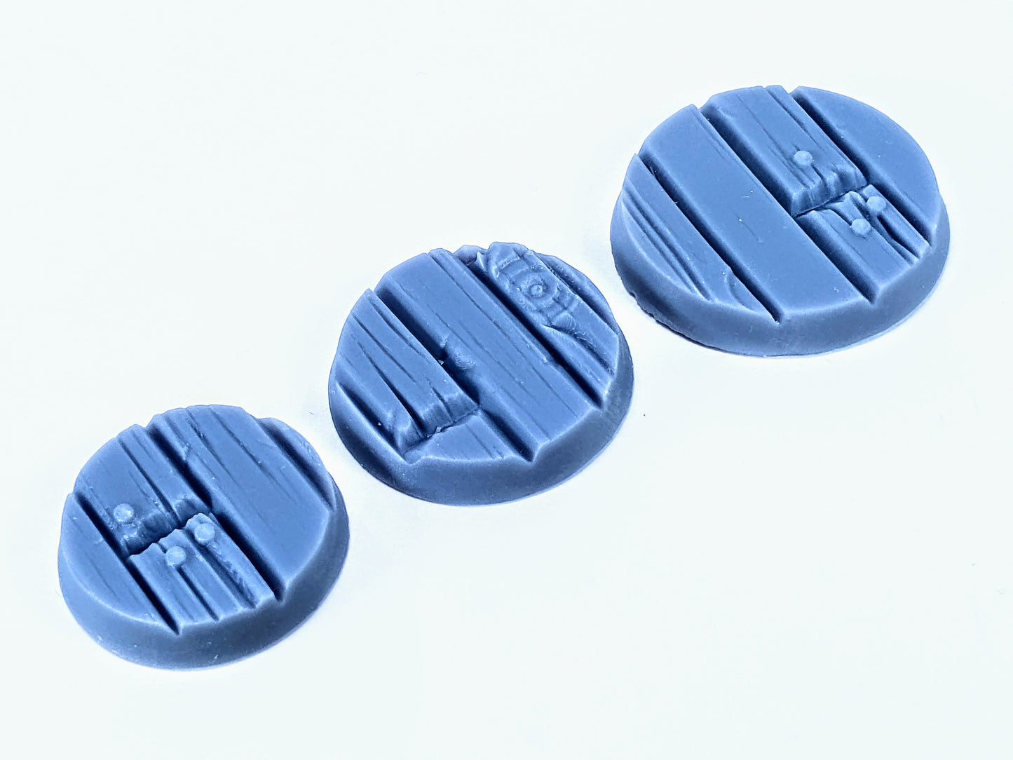 33-Piece Round Base Set with Magnet Slots : Wooden Planks