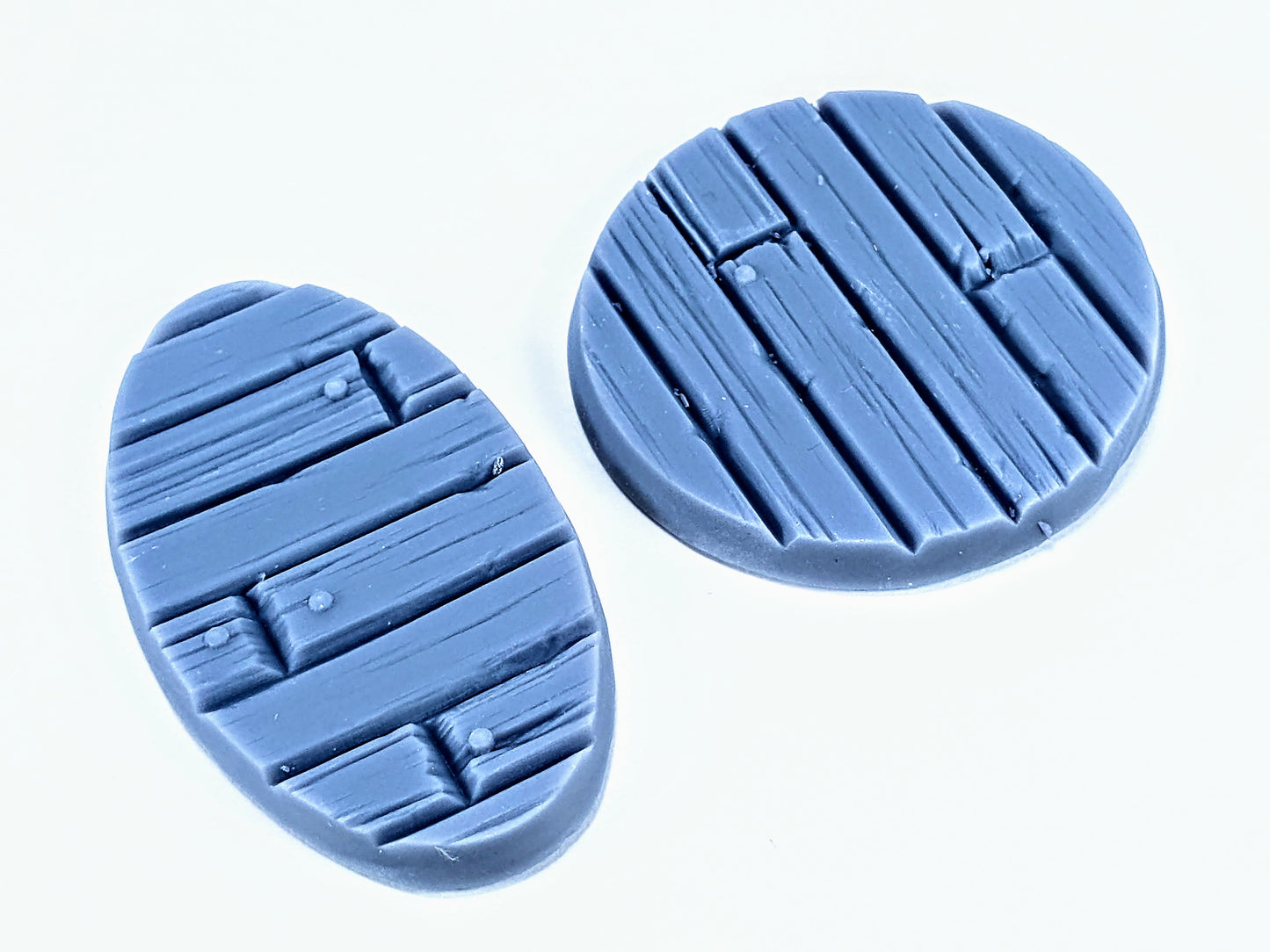 33-Piece Round Base Set with Magnet Slots : Wooden Planks