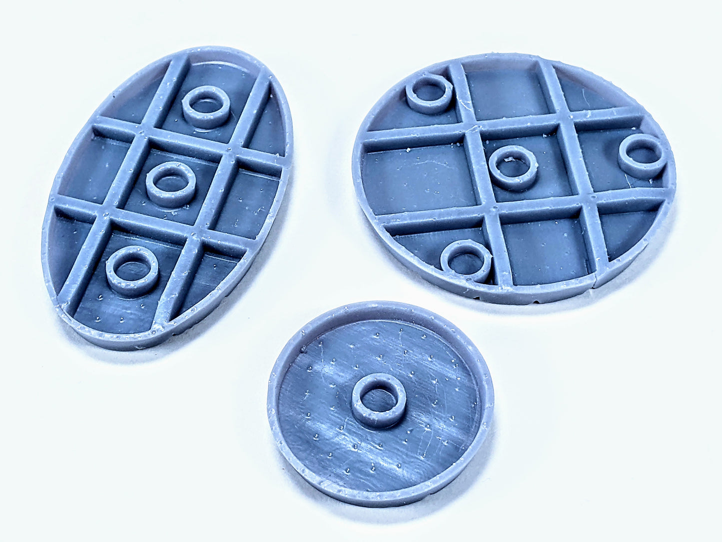 33-Piece Round Base Set with Magnet Slots : Wooden Planks