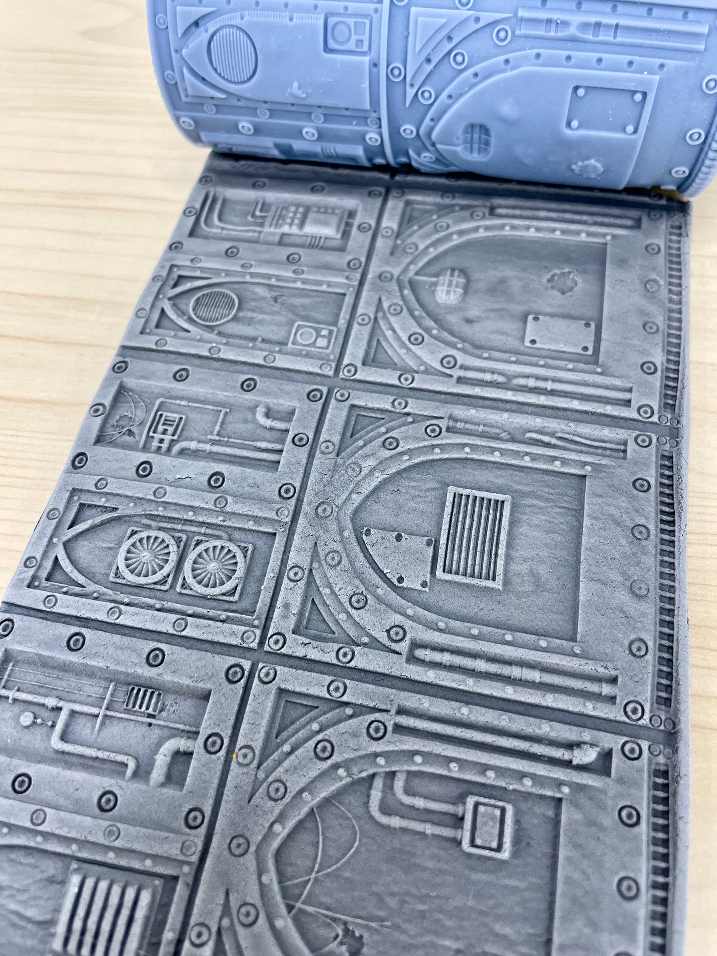 Print 'N' Roll Set 28: Grim Iron Underbelly (Texture Roller and Terrain Set)