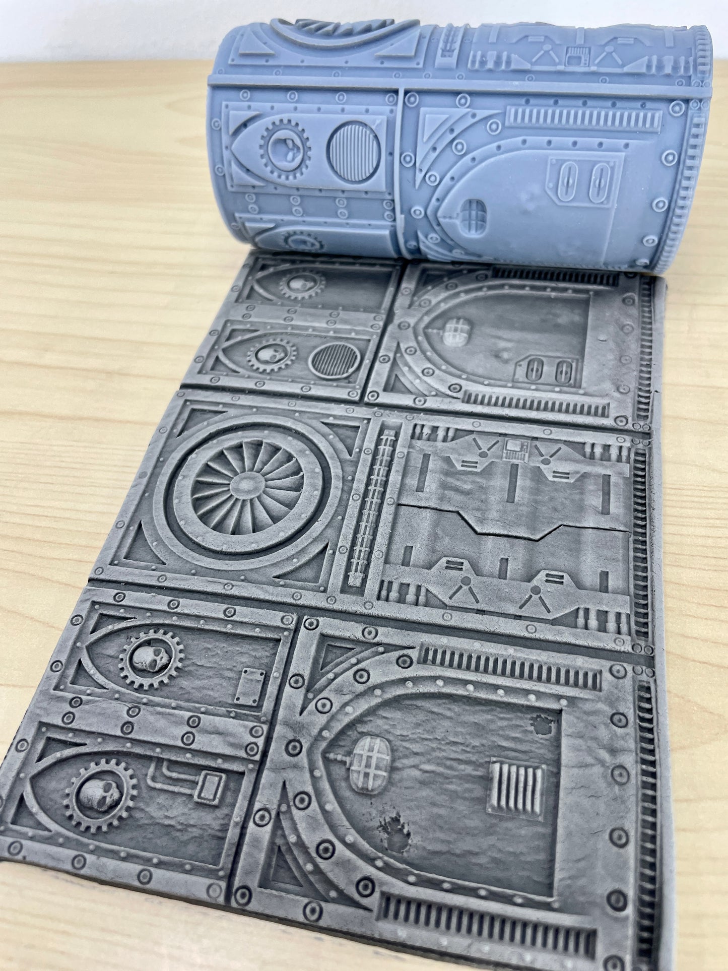 Print 'N' Roll Set 28: Grim Iron Underbelly (Texture Roller and Terrain Set)