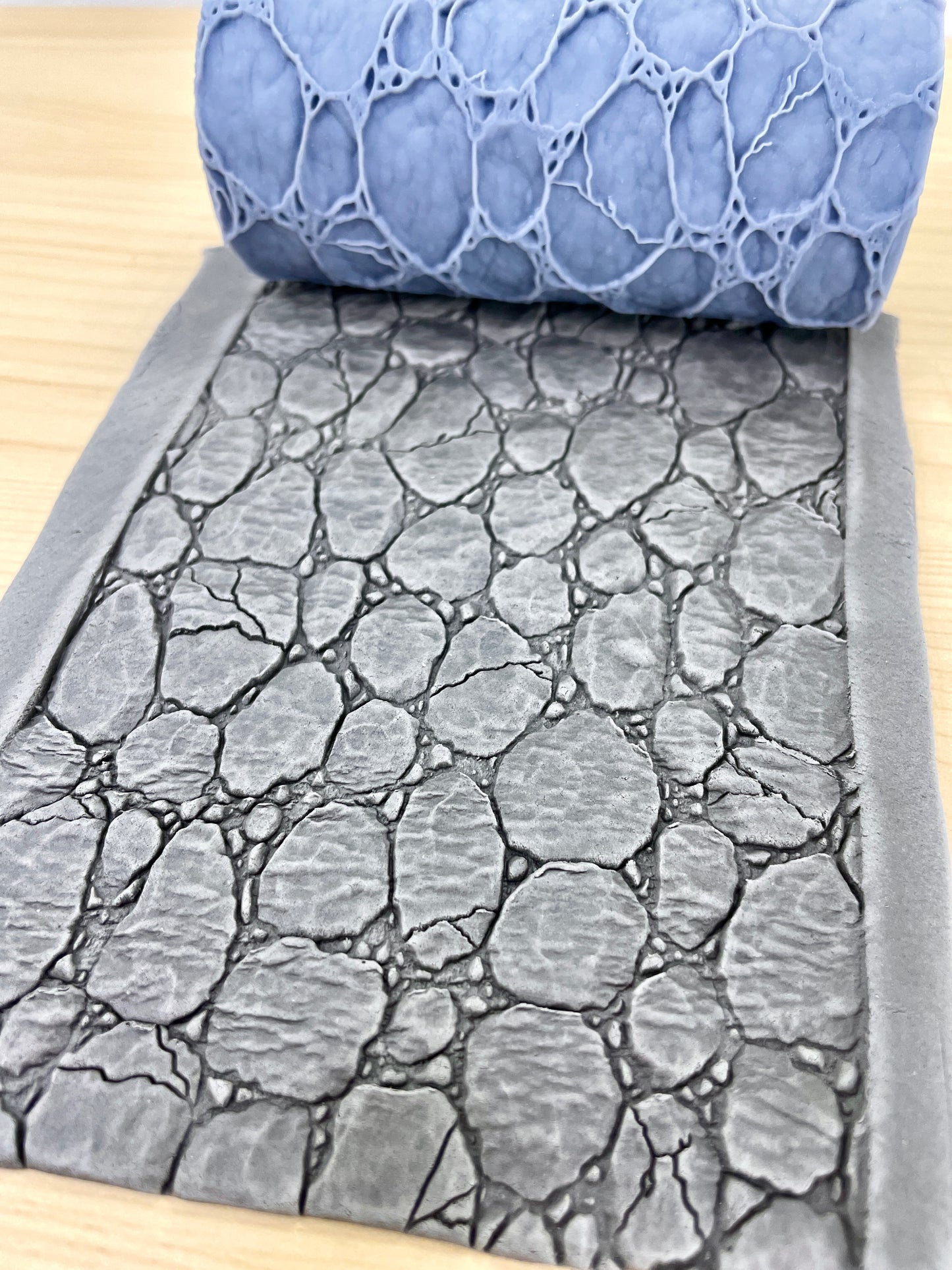 Cracked Stone Ground Texture Roller