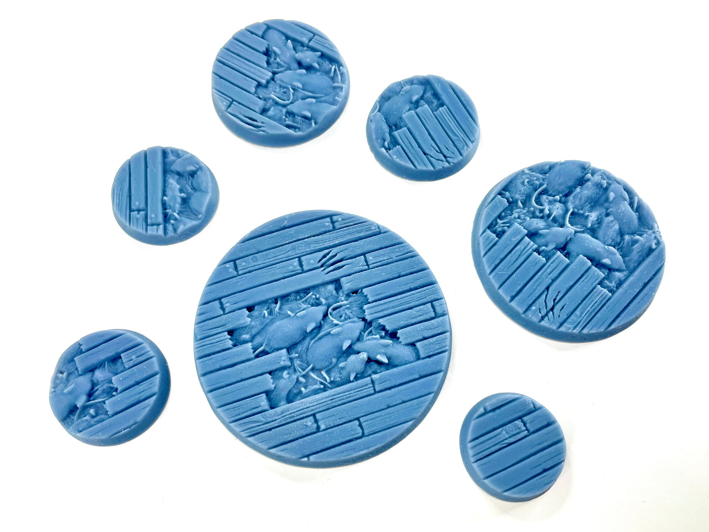 33-Piece Round Base Set with Magnet Slots: Rats Under Planks