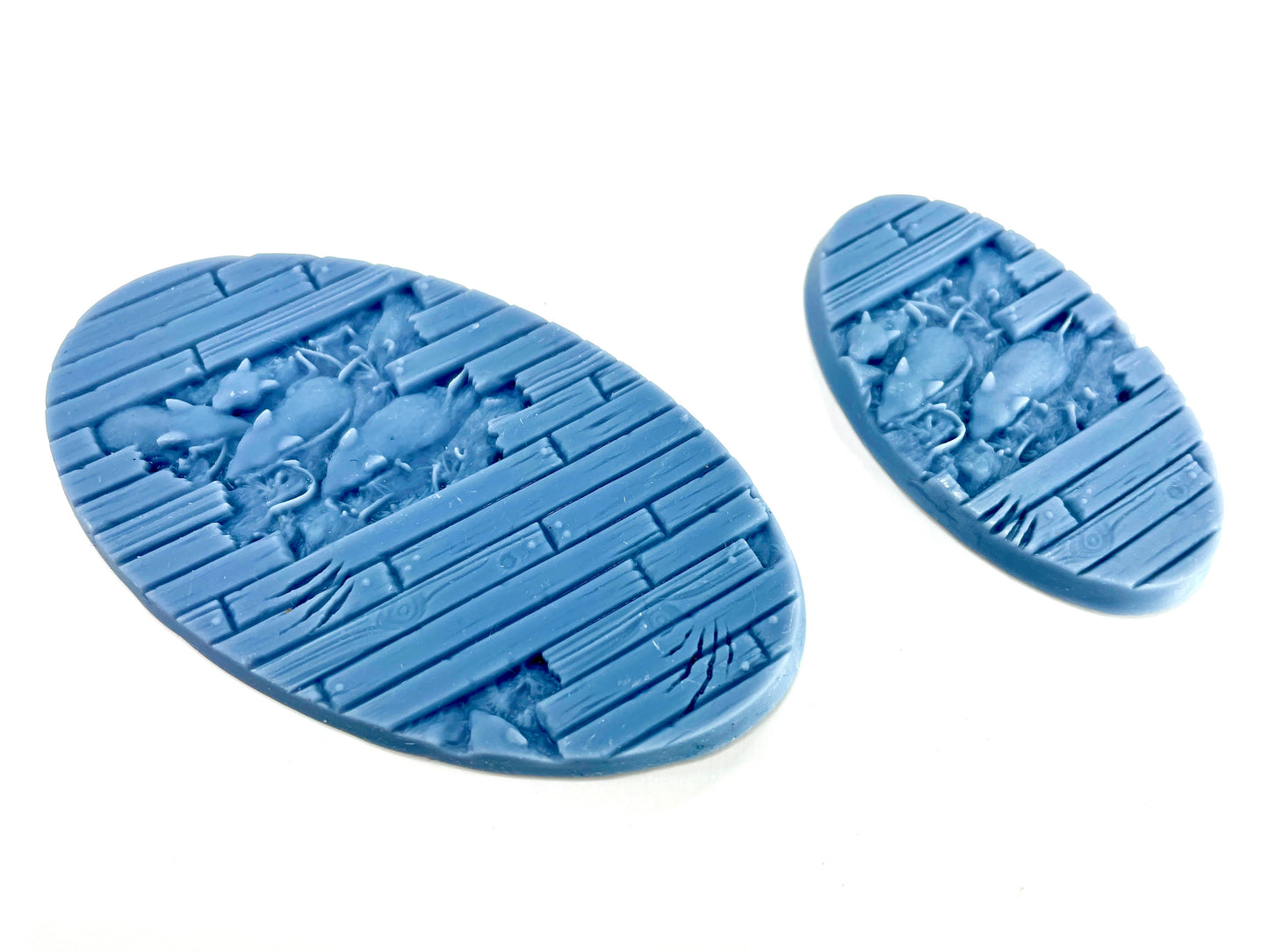 33-Piece Round Base Set with Magnet Slots: Rats Under Planks