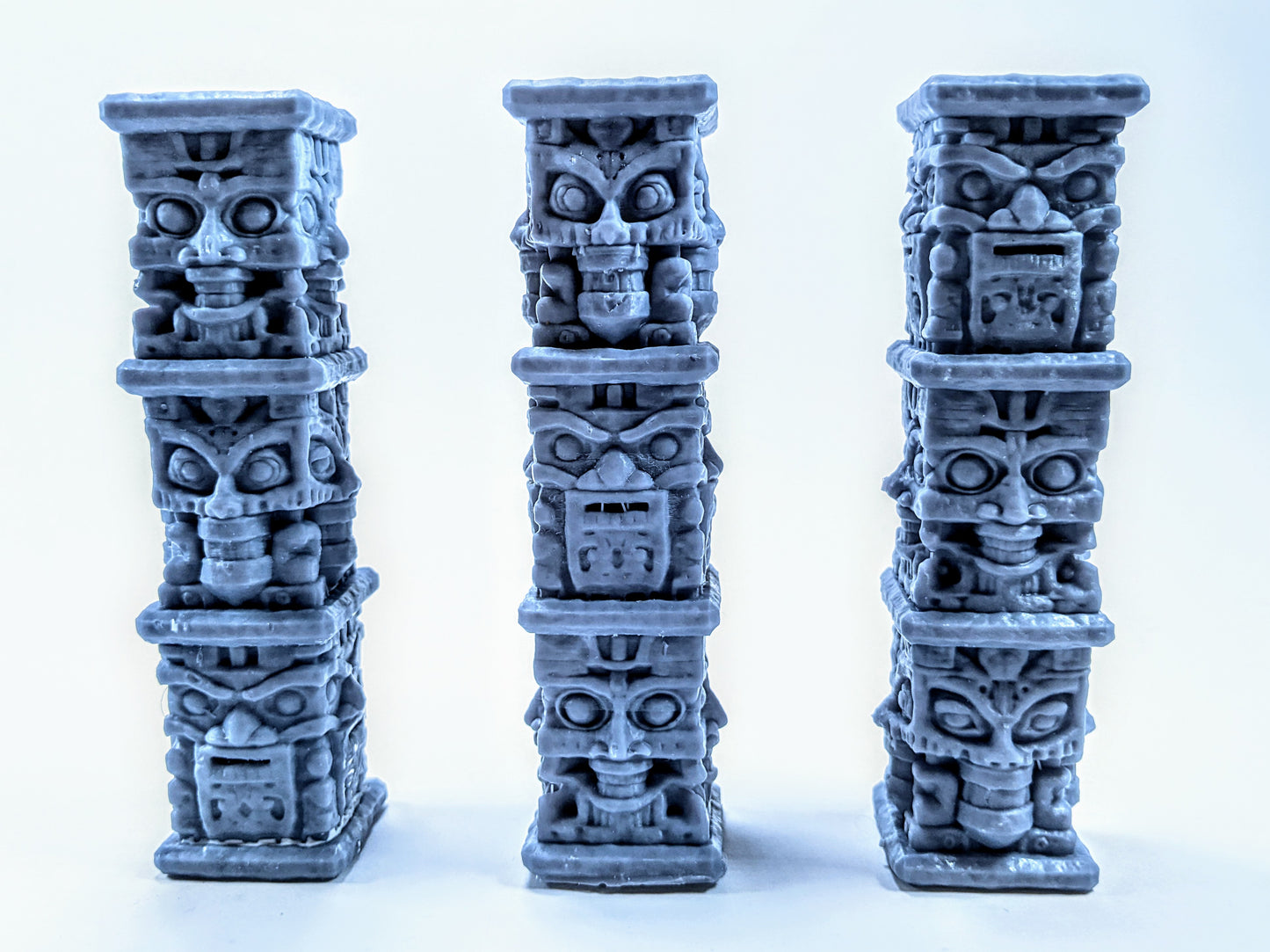 Totem Guardian Pillar Set