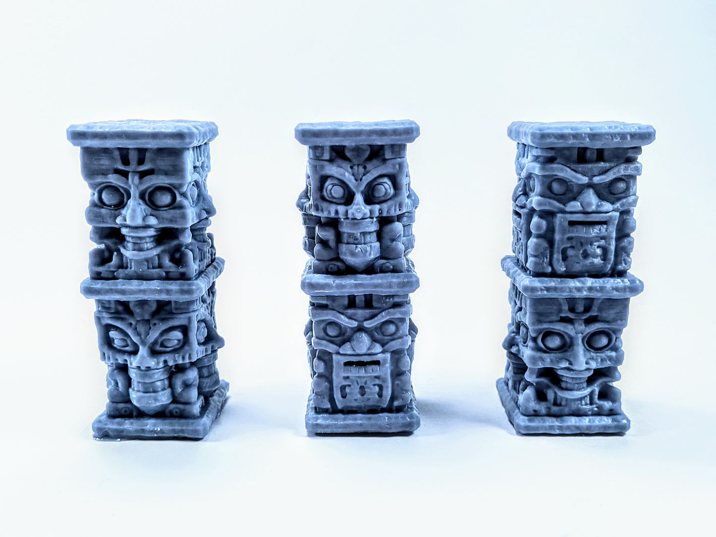 Totem Guardian Pillar Set