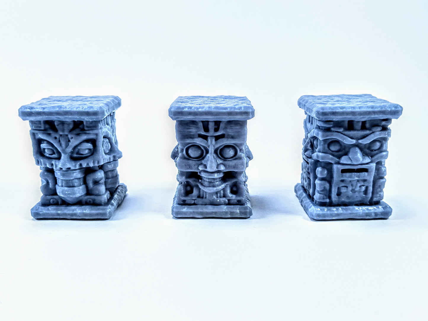 Totem Guardian Pillar Set