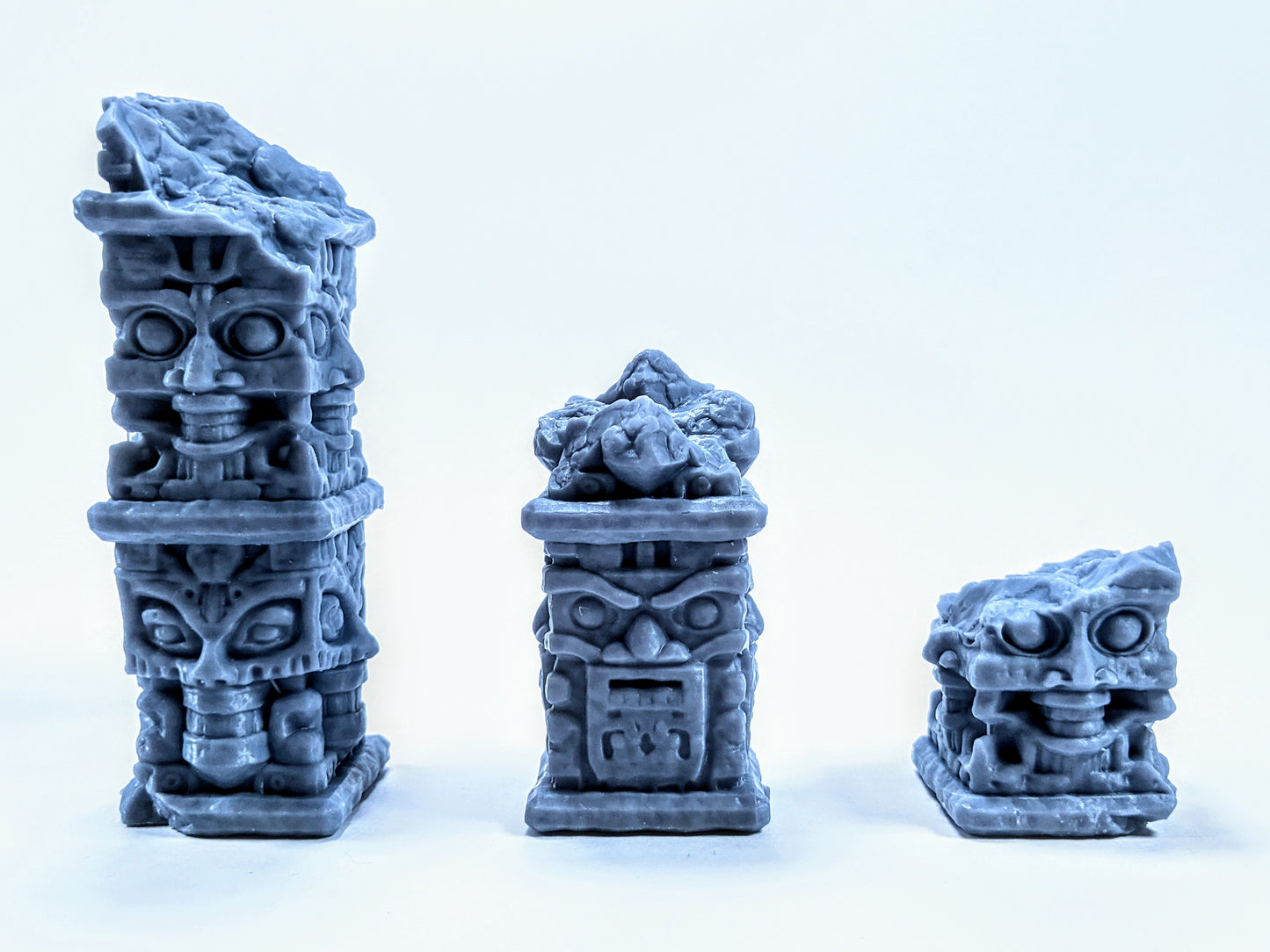 Totem Guardian Pillar Set
