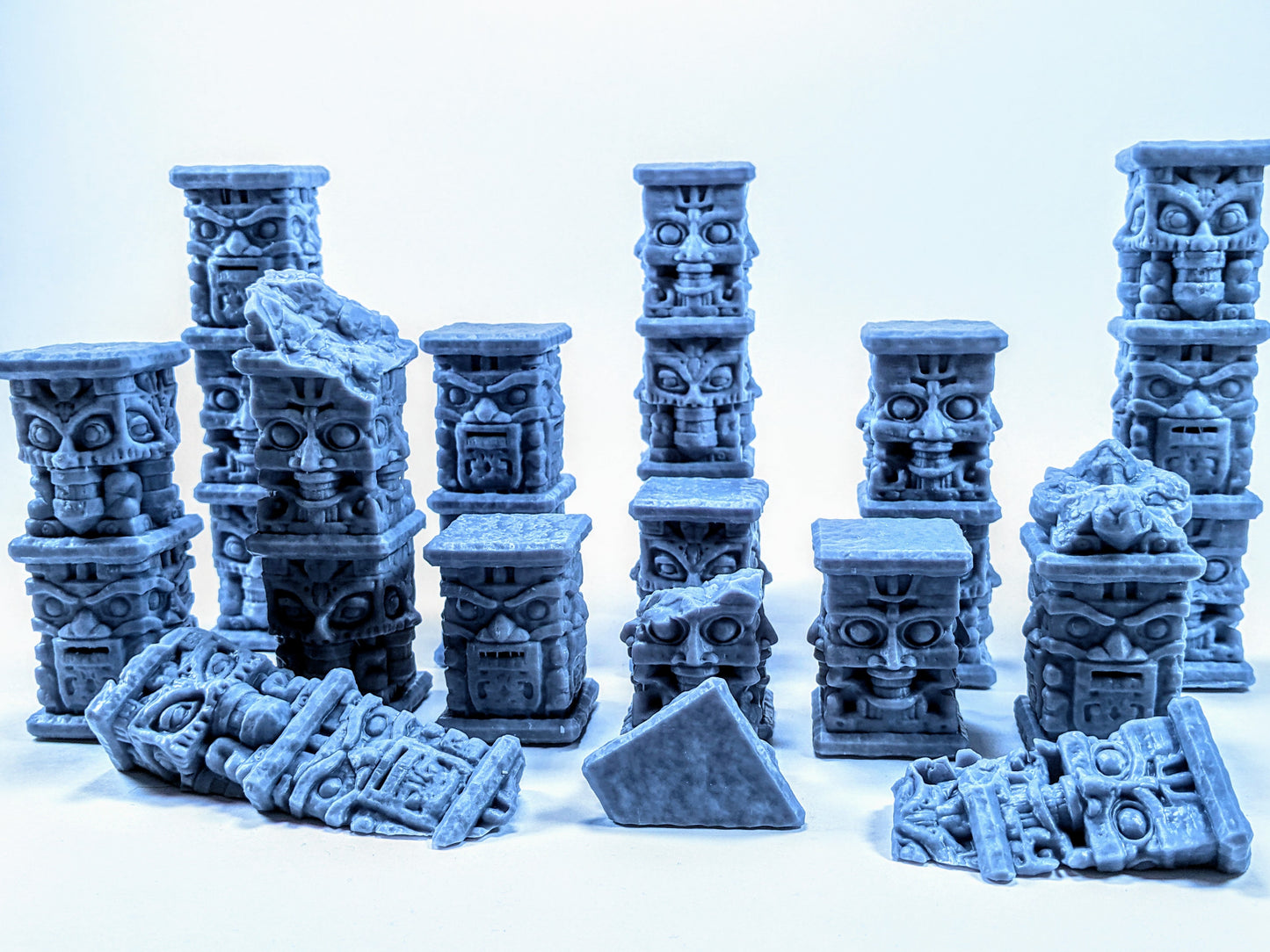 Totem Guardian Pillar Set