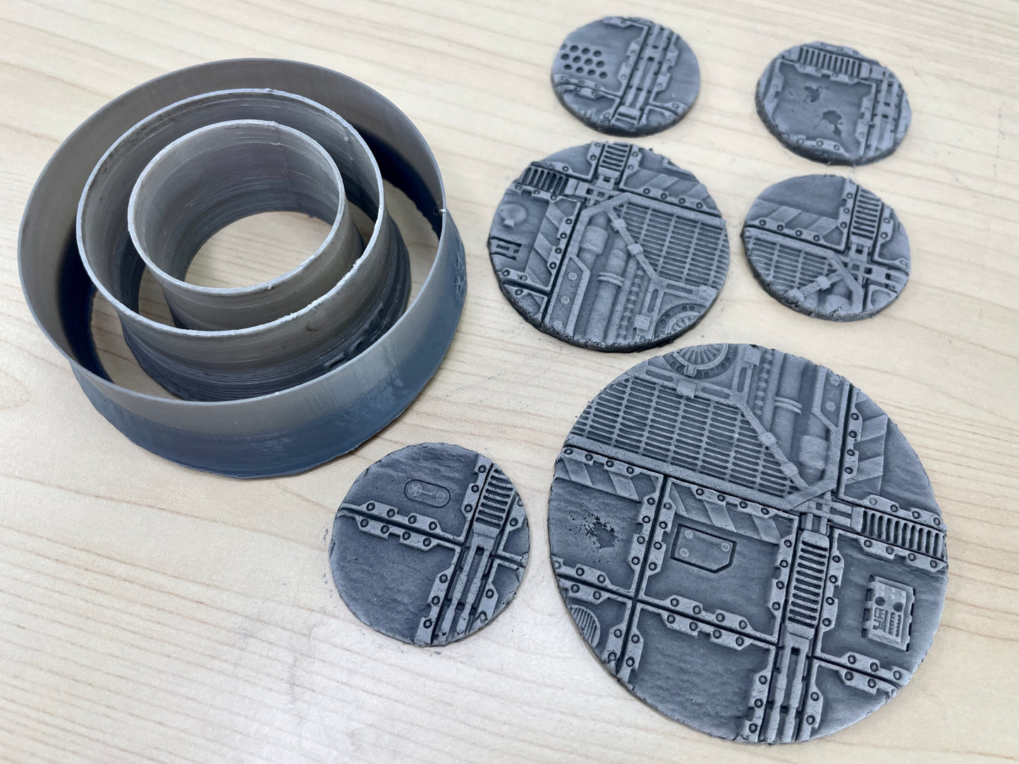 Print 'N' Roll Set 28: Grim Iron Underbelly (Texture Roller and Terrain Set)
