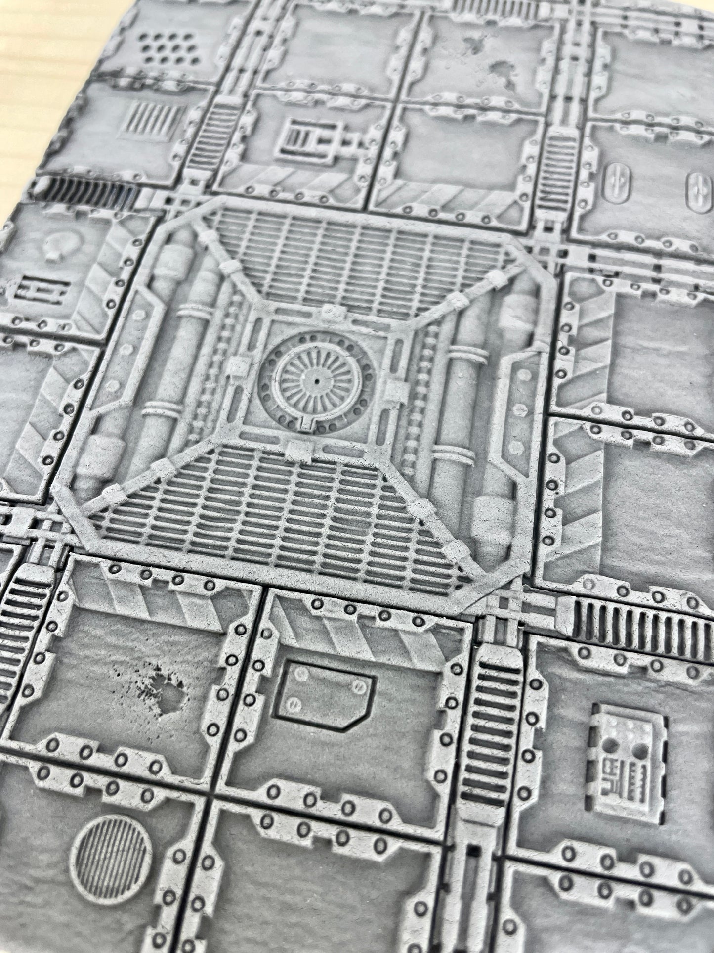 Print 'N' Roll Set 28: Grim Iron Underbelly (Texture Roller and Terrain Set)