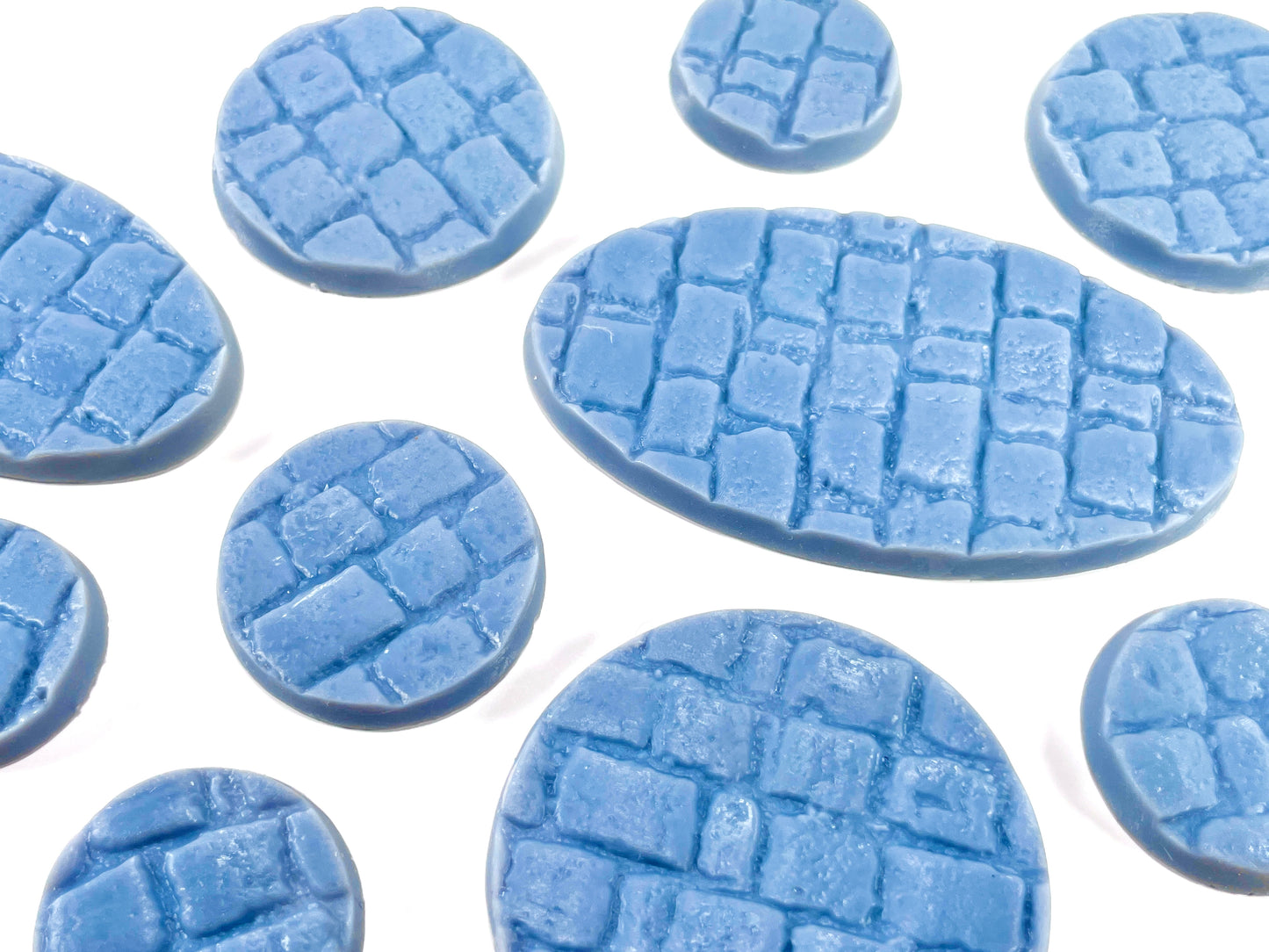 33-Piece Round Base Set with Magnet Slots : Cobblestone