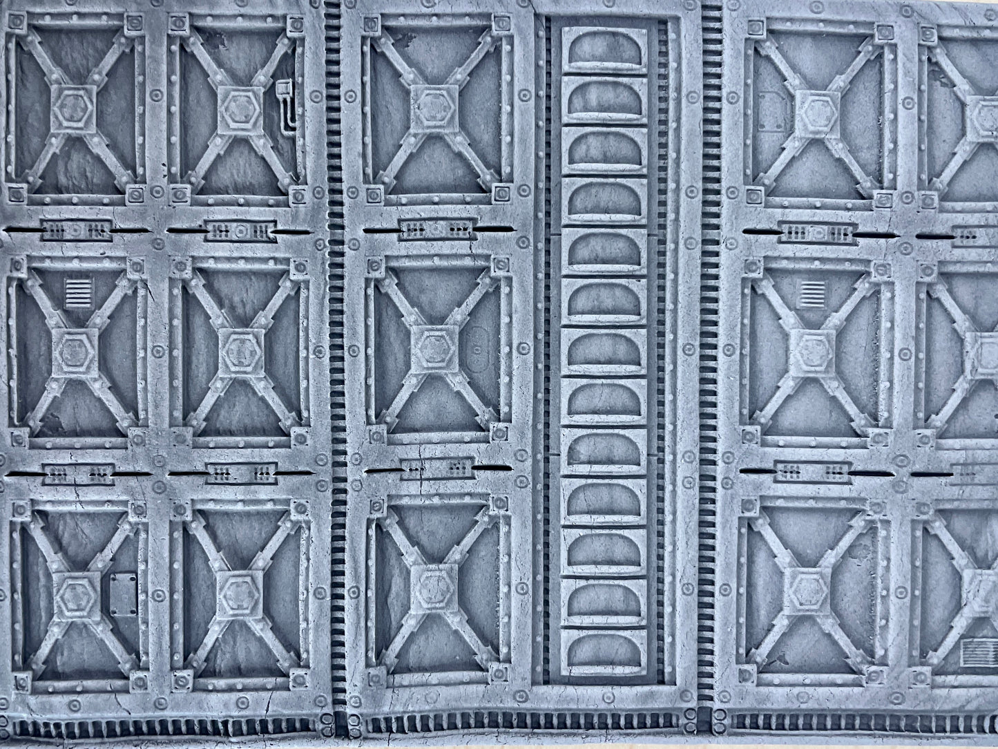 Print 'N' Roll Set 28: Grim Iron Underbelly (Texture Roller and Terrain Set)