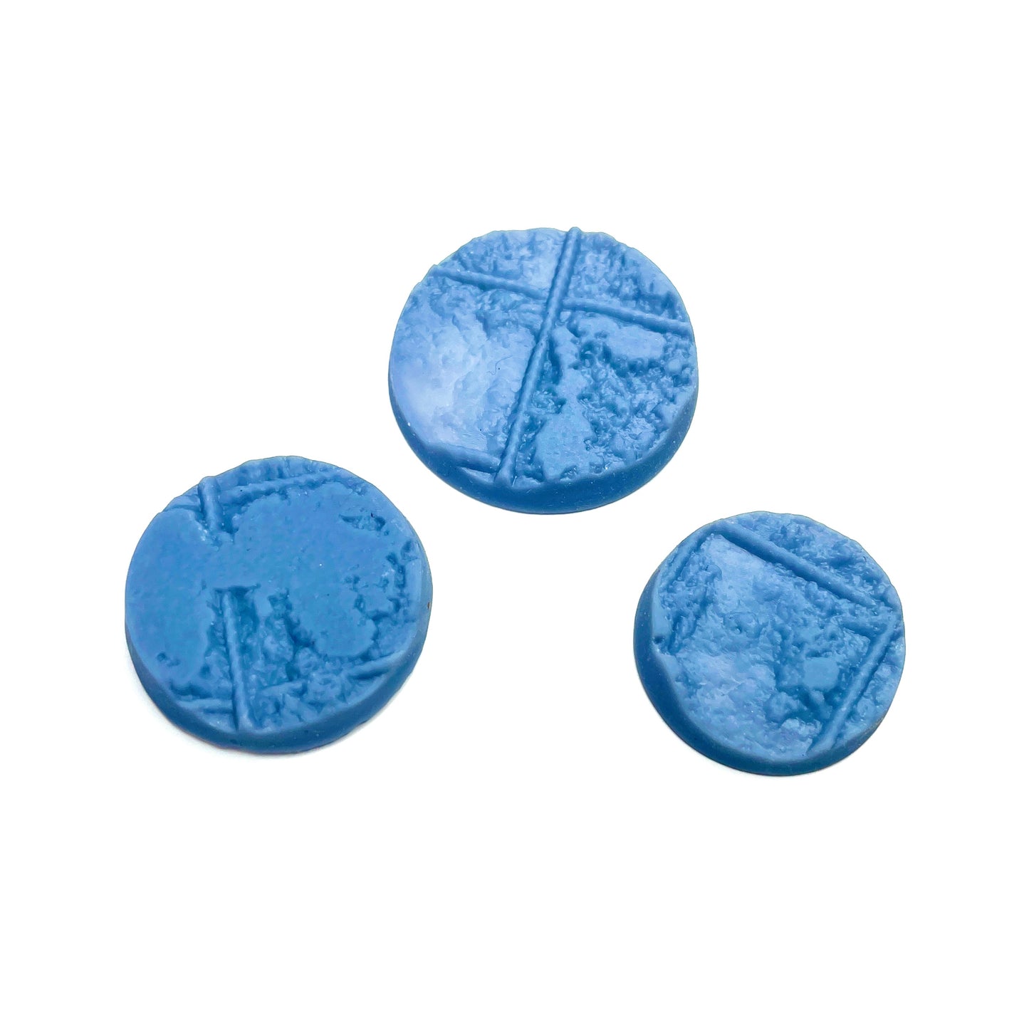 33-Piece Round Base Set with Magnet Slots : Damaged Concrete