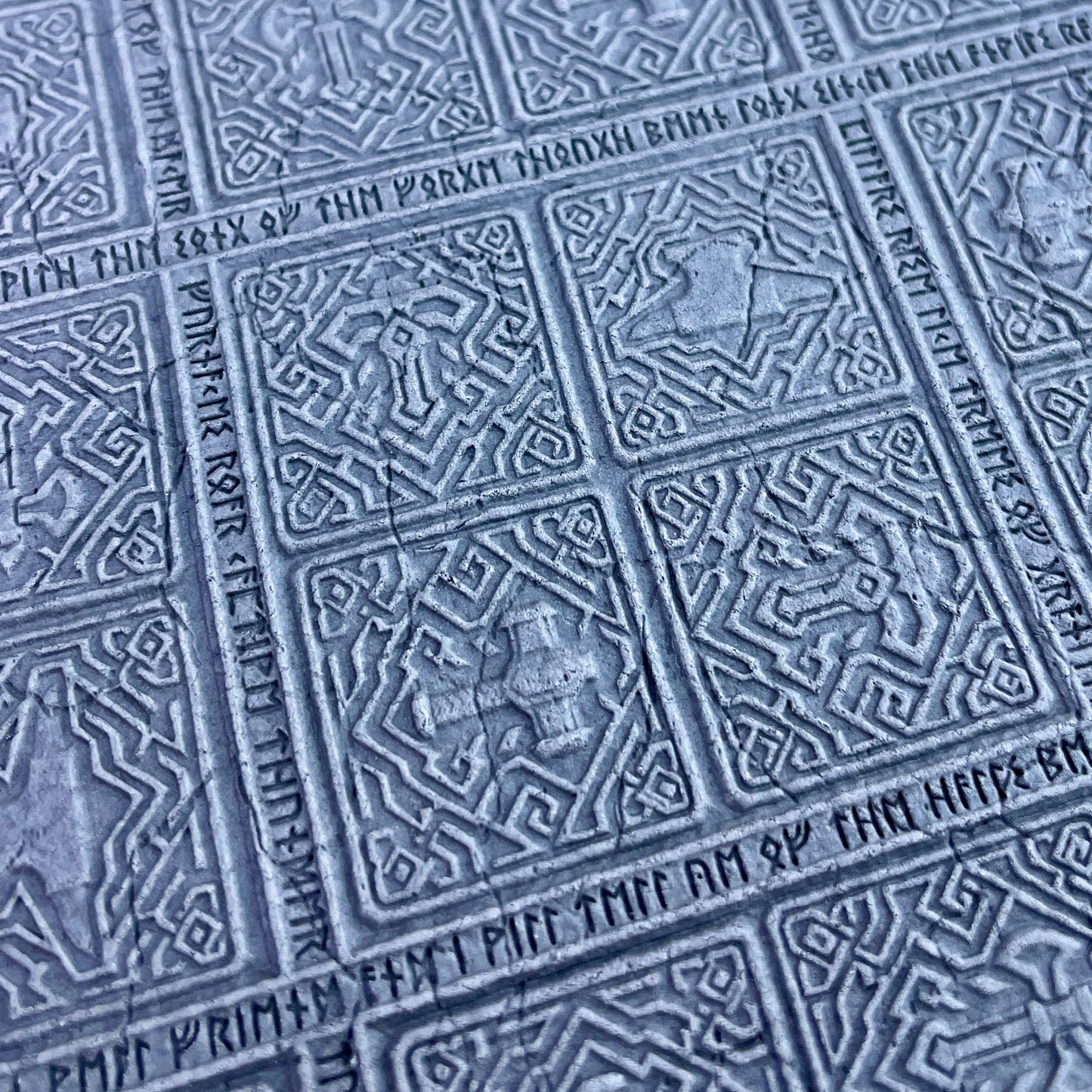 Print 'N' Roll: The Mountain King's Hoard (Texture Roller and Terrain Set)