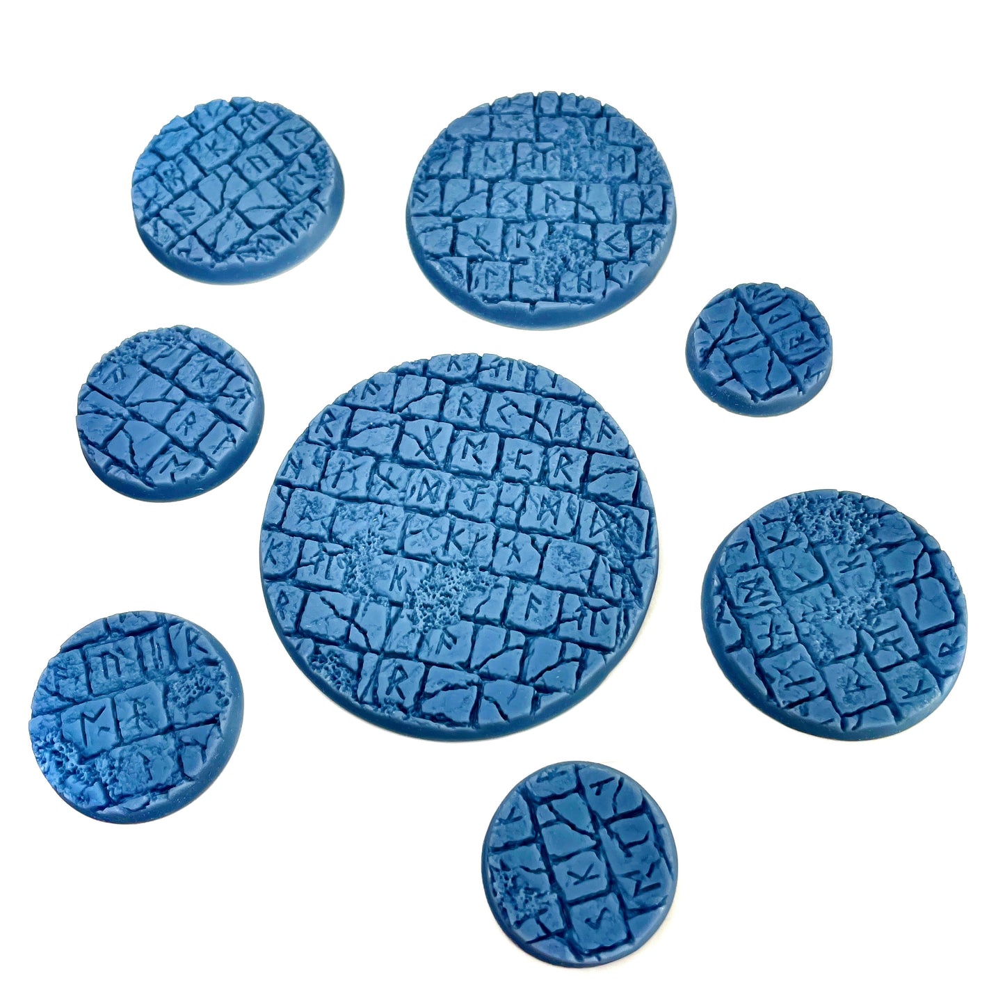 33-Piece Round Base Set with Magnet Slots : Rune Tiles