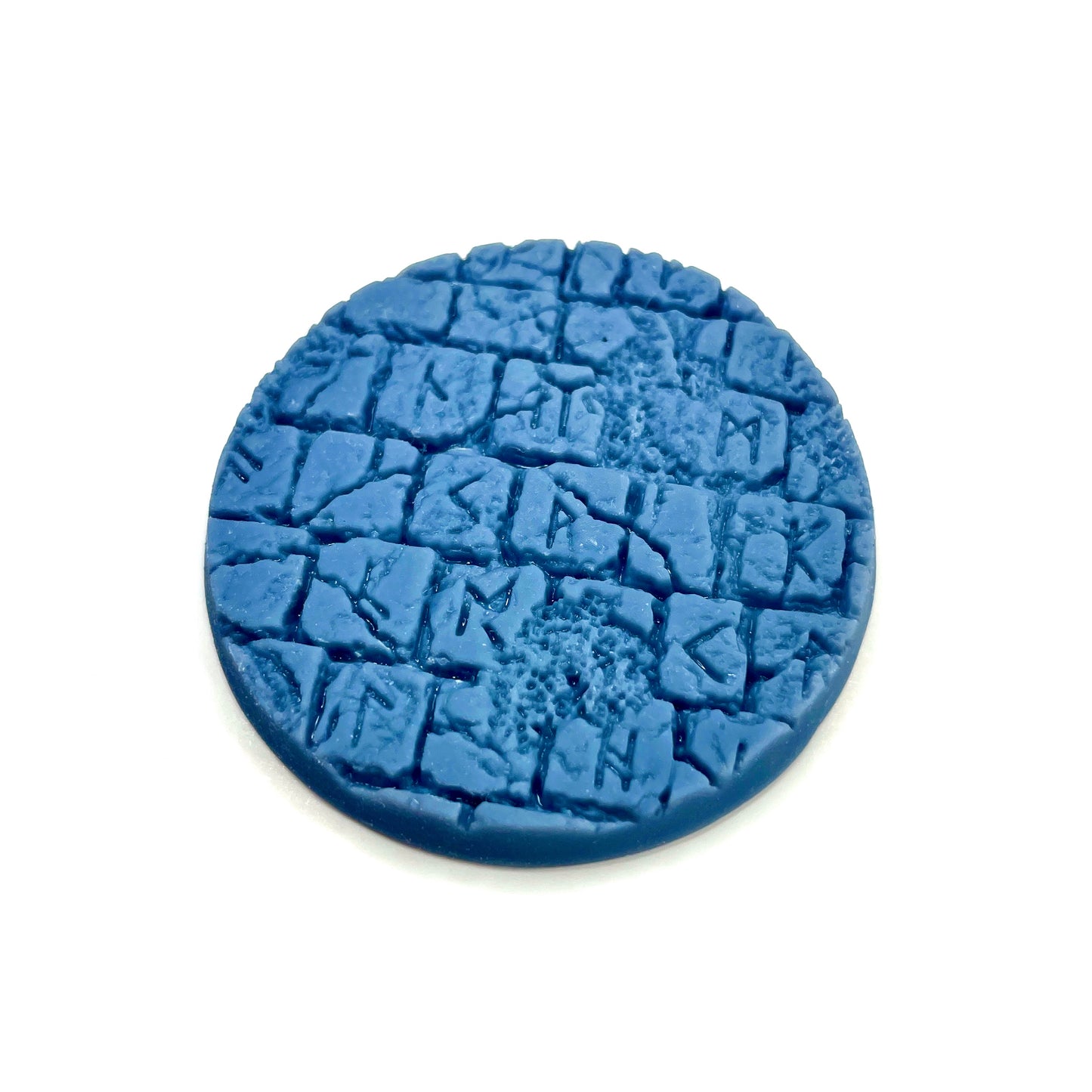 33-Piece Round Base Set with Magnet Slots : Rune Tiles