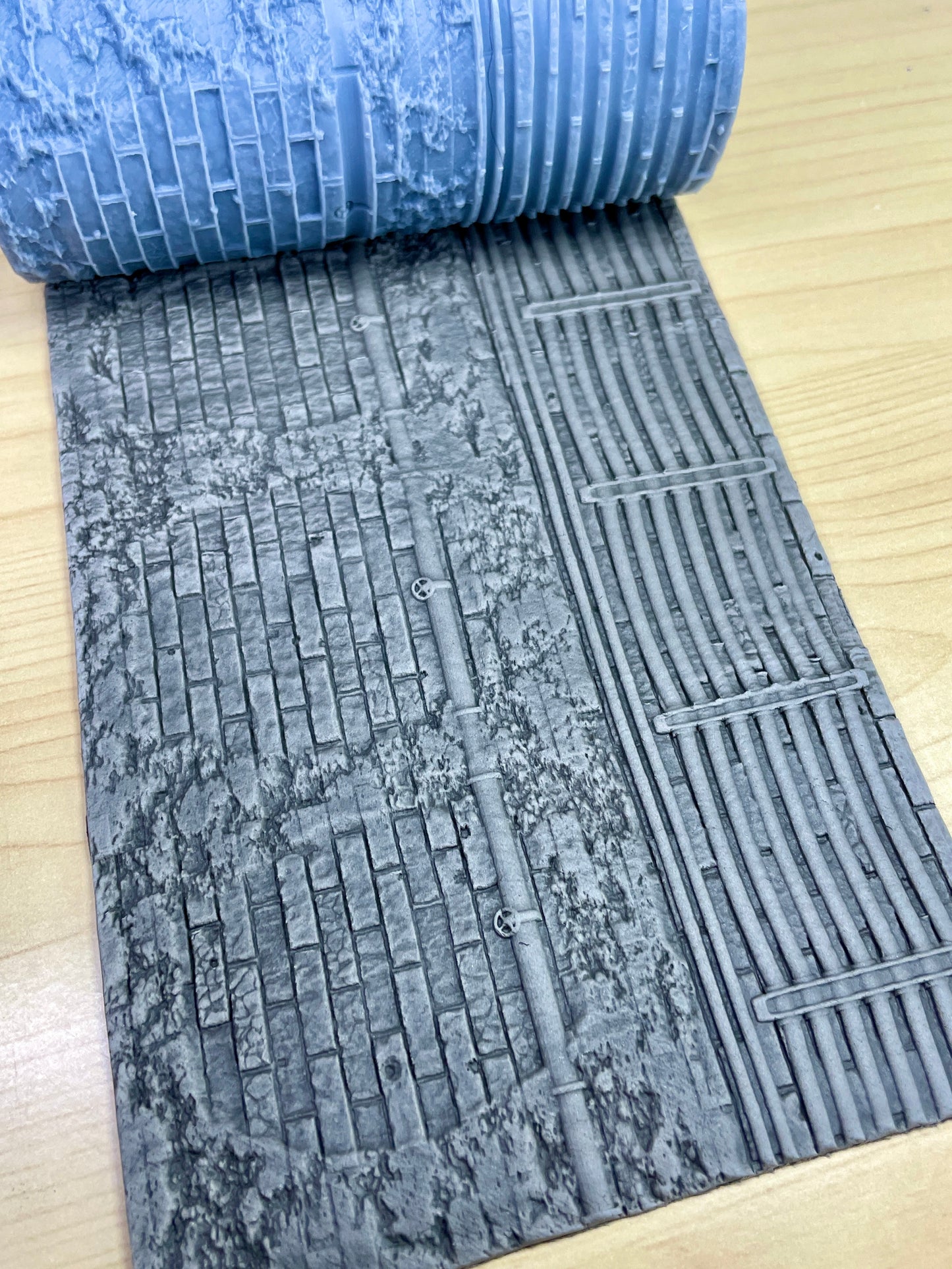 Print 'N' Roll: Subway Ruins (Texture Roller and Terrain Set)