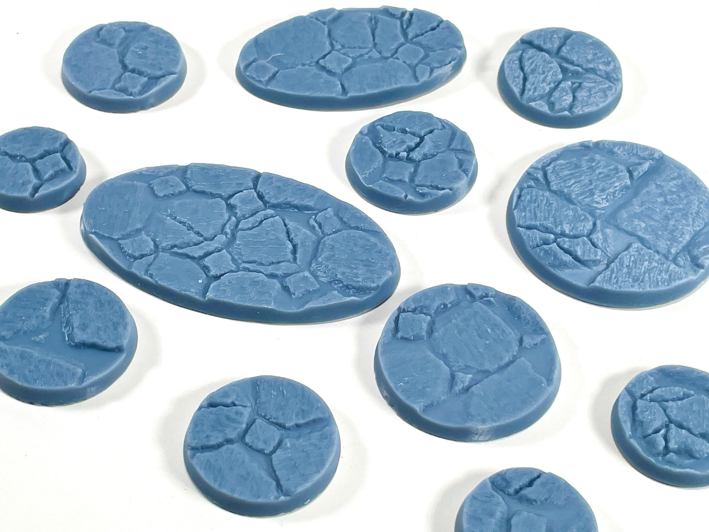 33-Piece Round Base Set with Magnet Slots : Worn Stone Tiles